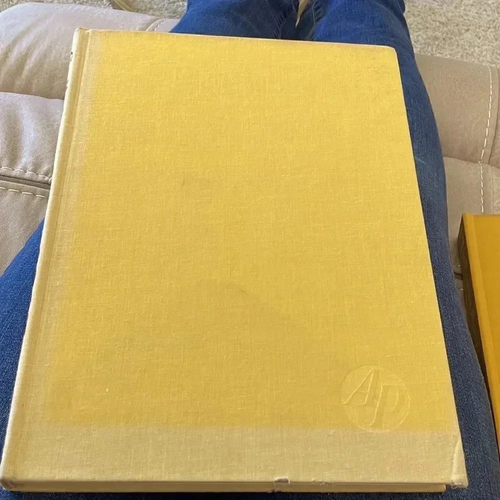 *Final Price* Cecily Brownstone’s Associated Press CookBook Vintage 1972 Edition